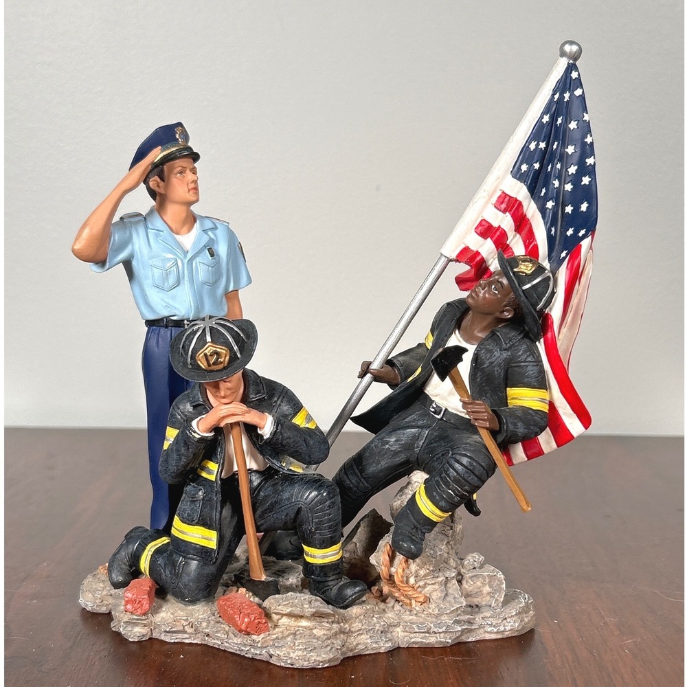 Home Interiors A Heros Salute Figurine 2002 Firefighter Police 9/11 Tribute